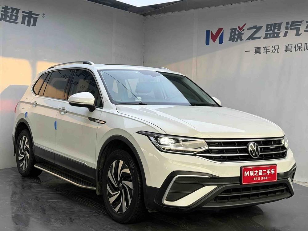 Volkswagen Tiguan L