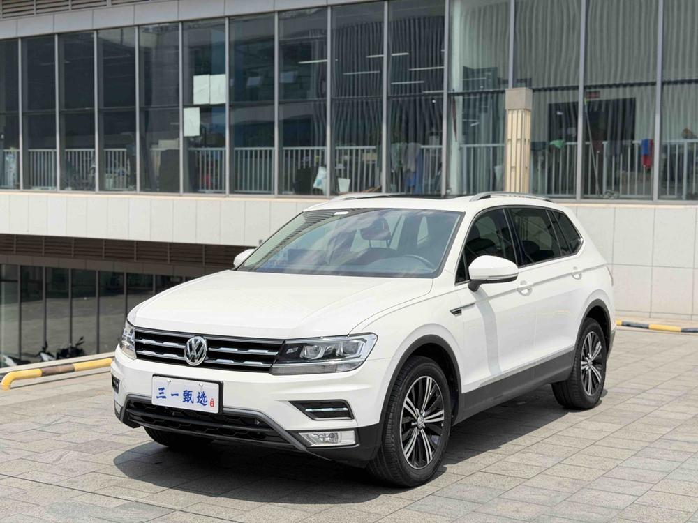 Volkswagen Tiguan L