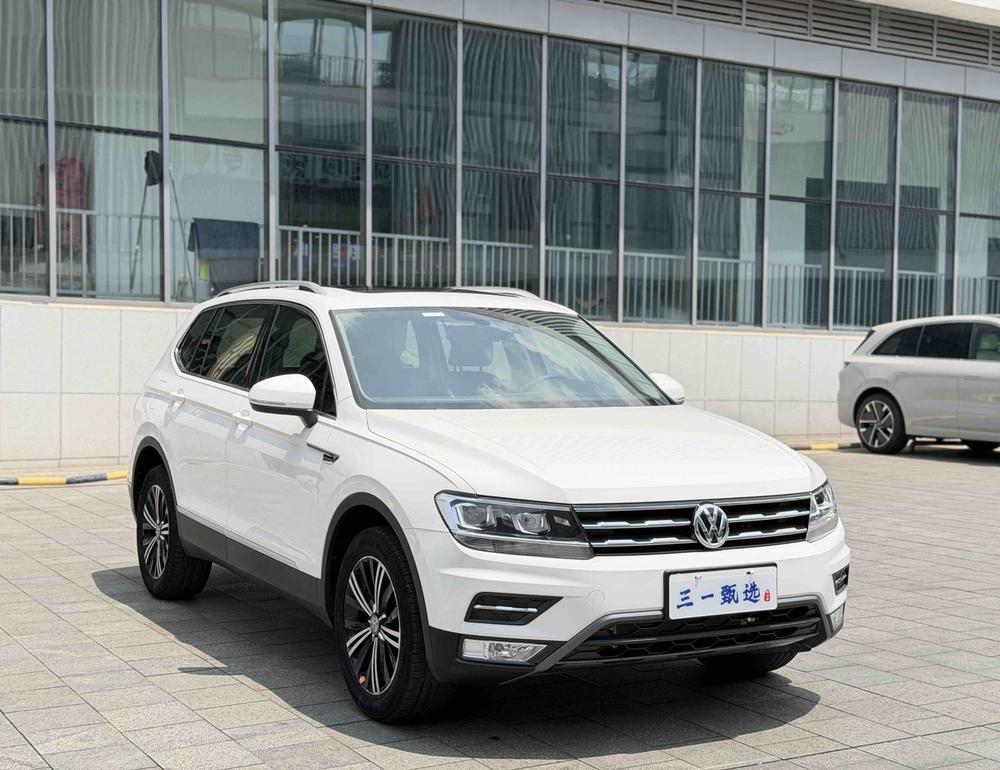Volkswagen Tiguan L