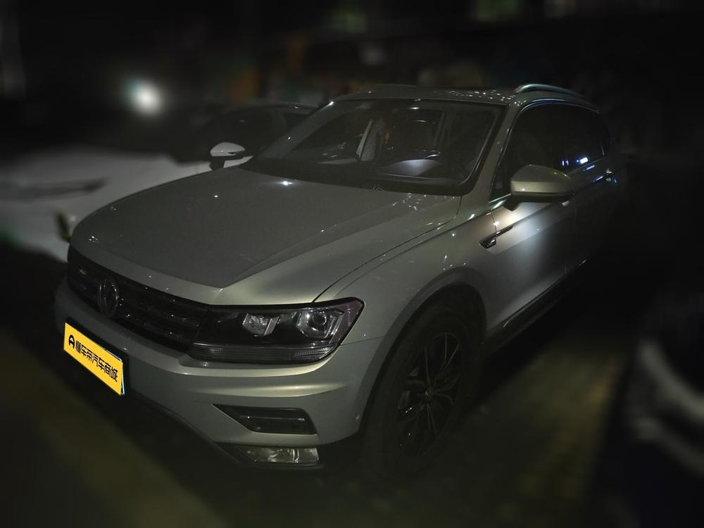 Volkswagen Tiguan L