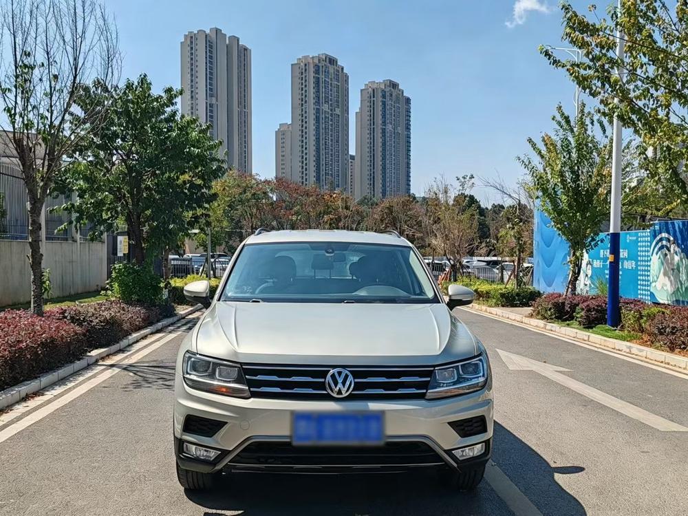 Volkswagen Tiguan L