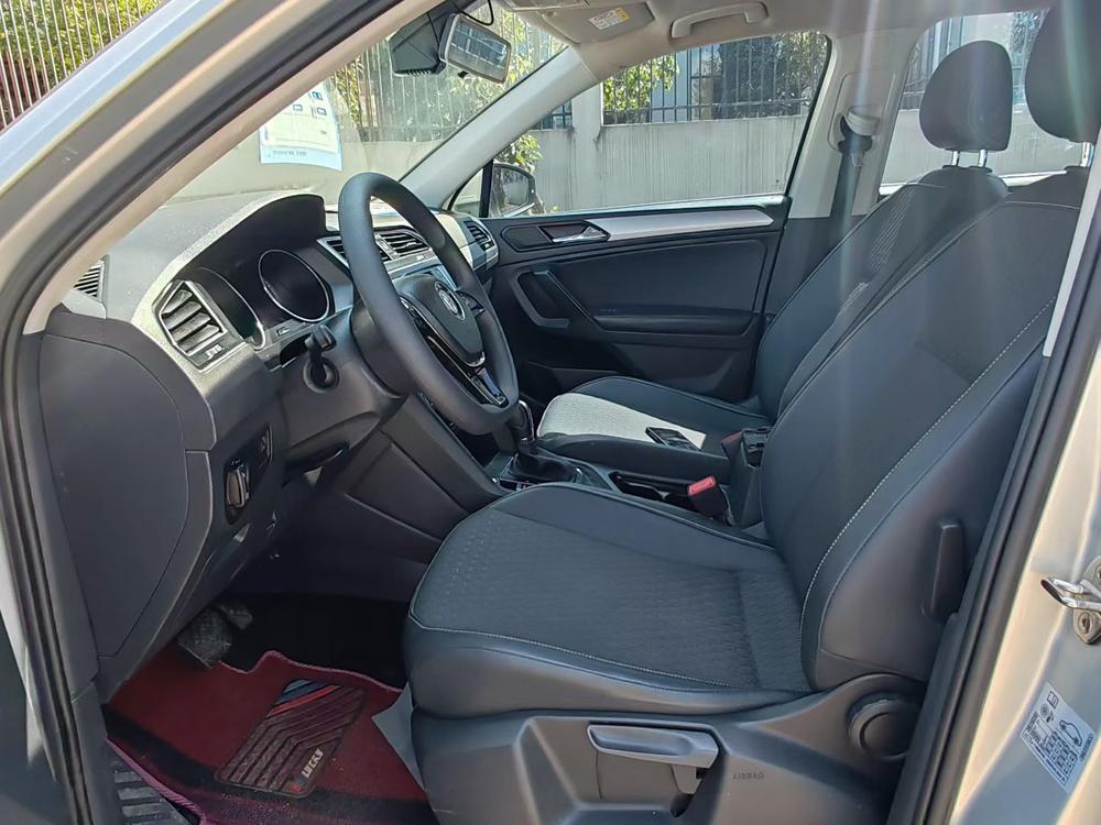 Volkswagen Tiguan L