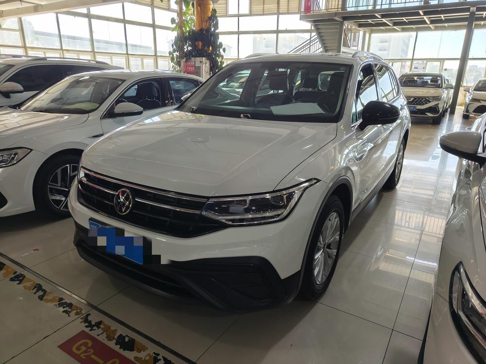 Volkswagen Tiguan L