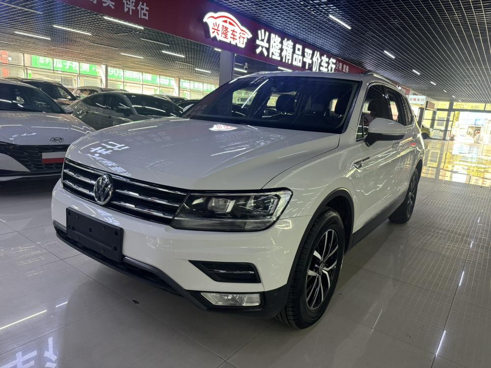 Volkswagen Tiguan L