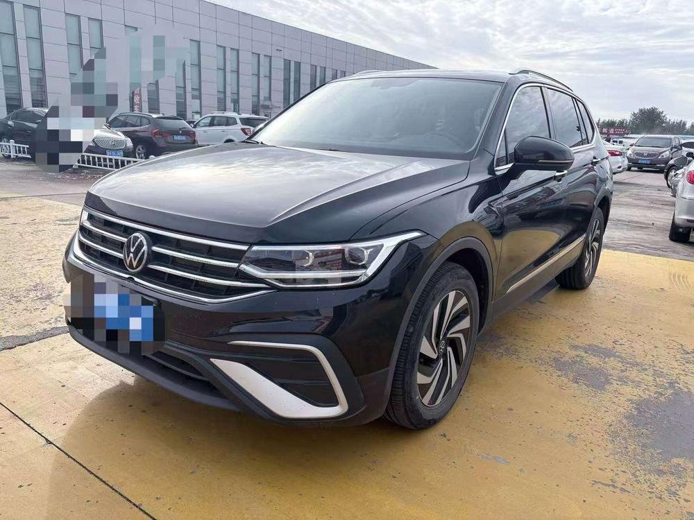 Volkswagen Tiguan L