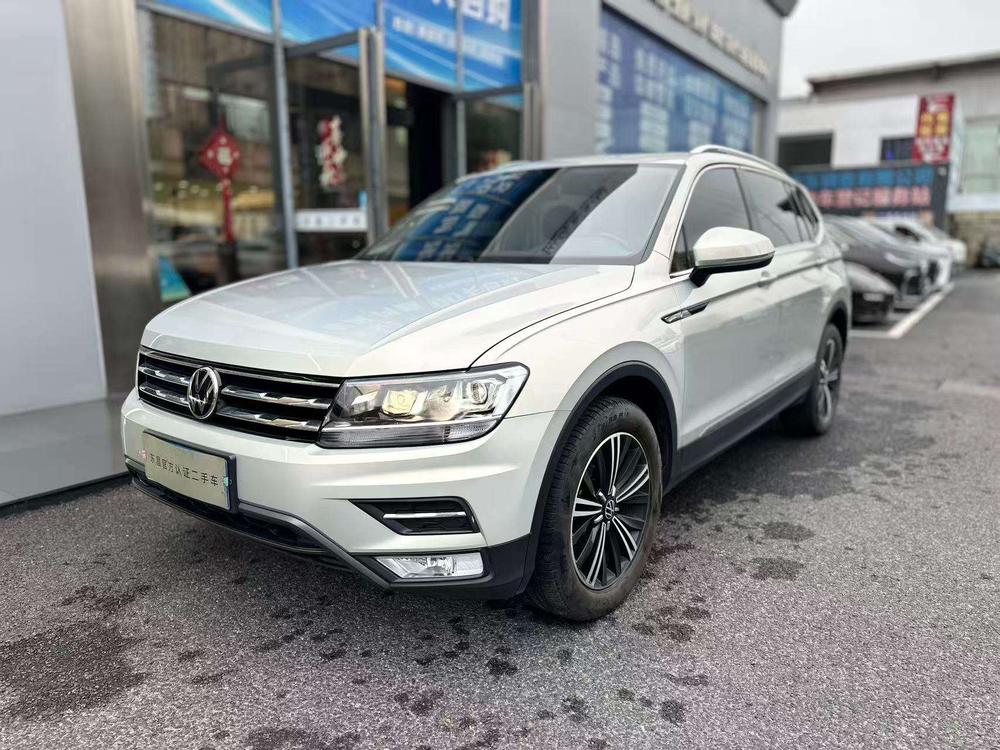 Volkswagen Tiguan L