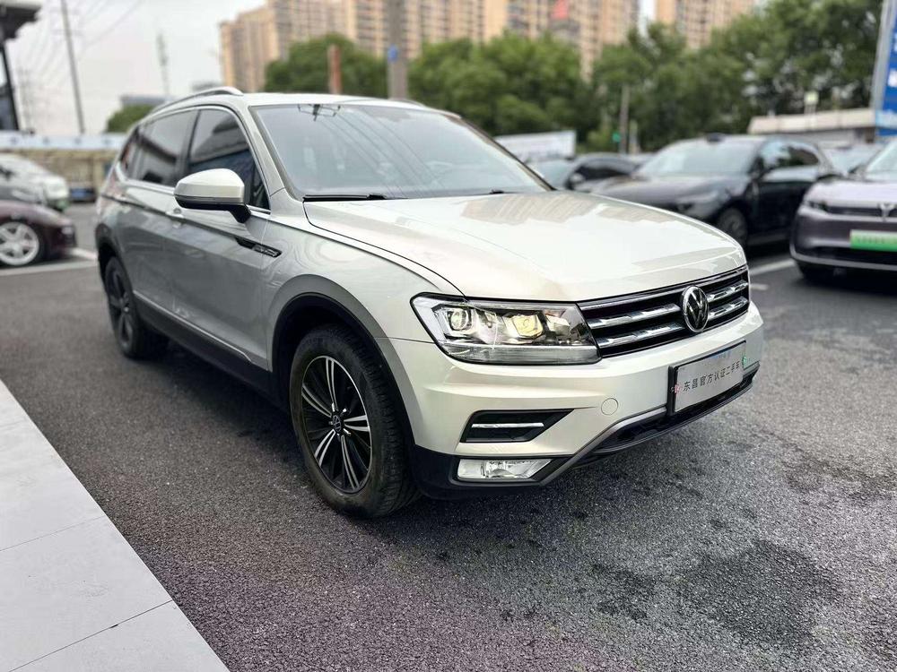 Volkswagen Tiguan L