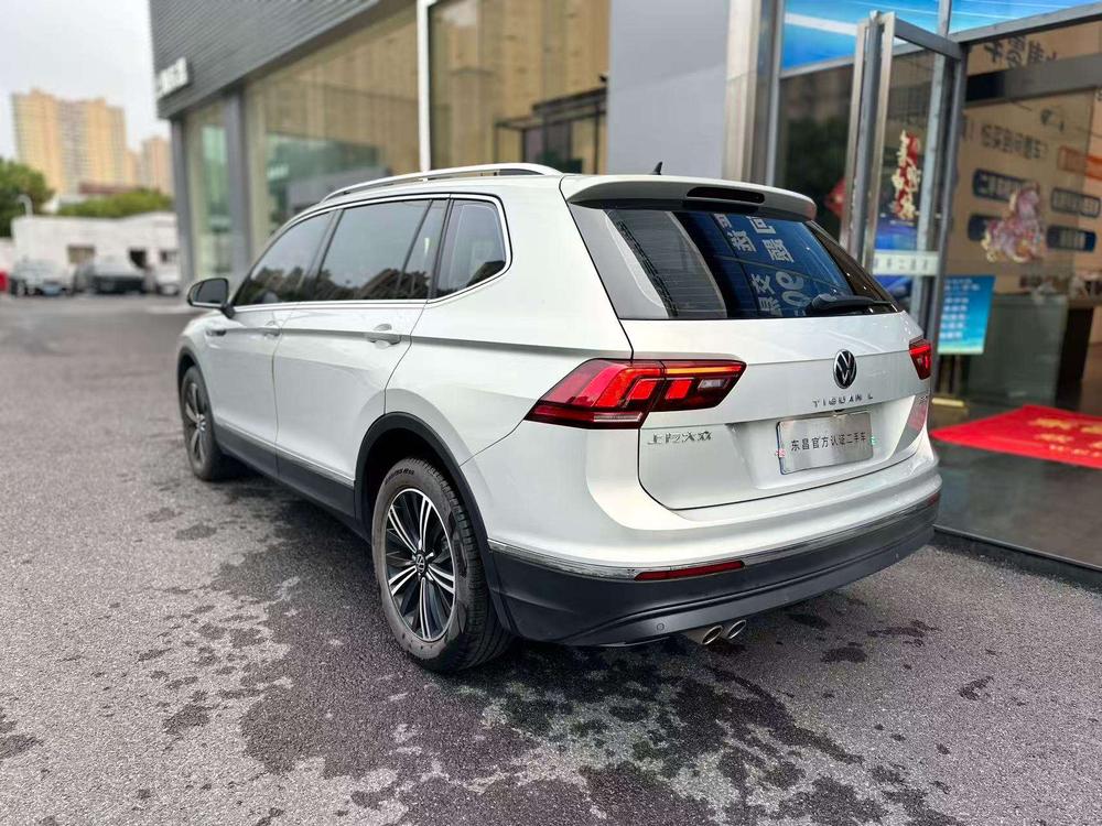 Volkswagen Tiguan L