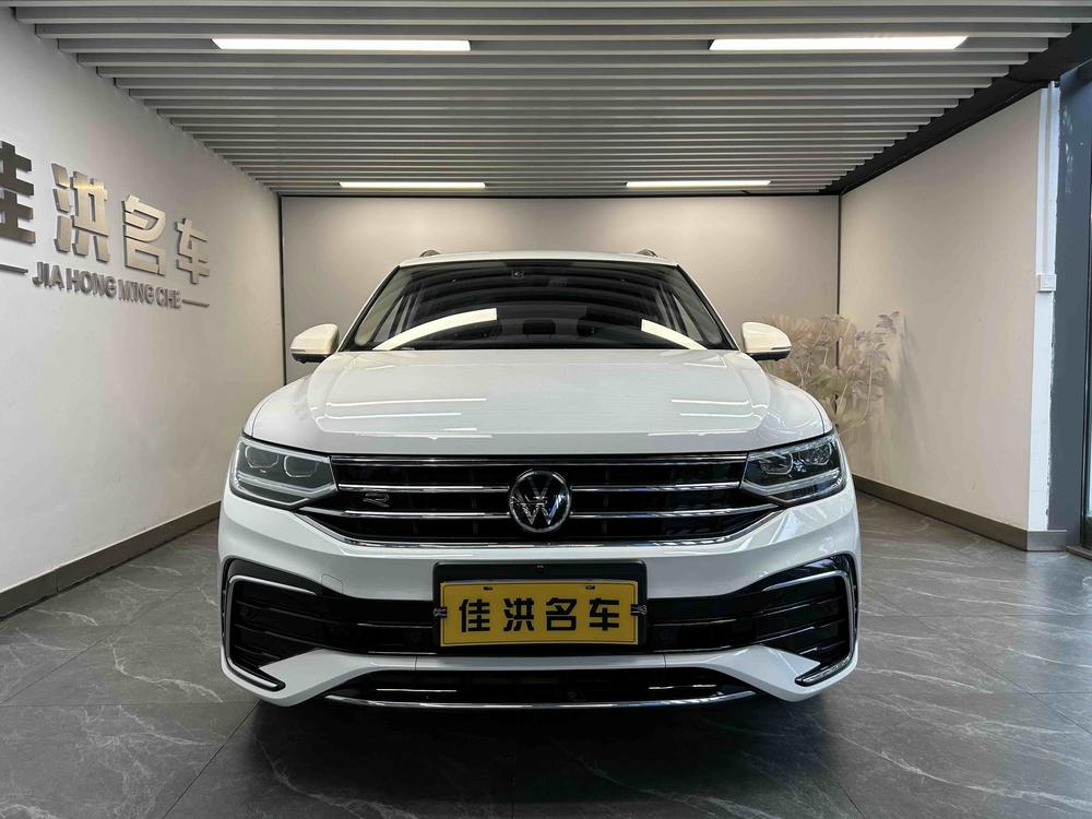 Volkswagen Tiguan L