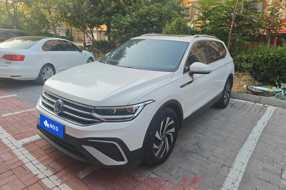 Volkswagen Tiguan L
