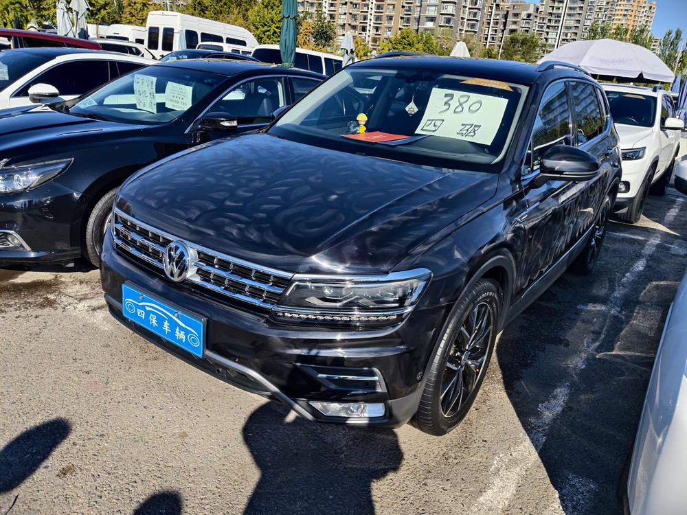 Volkswagen Tiguan L