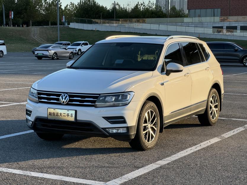 Volkswagen Tiguan L