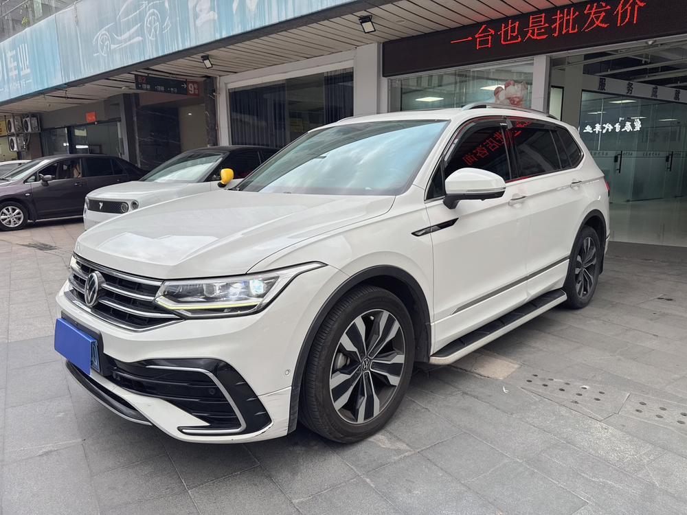 Volkswagen Tiguan L