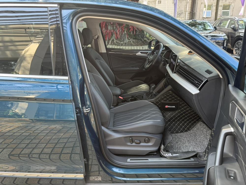 Volkswagen Tiguan L