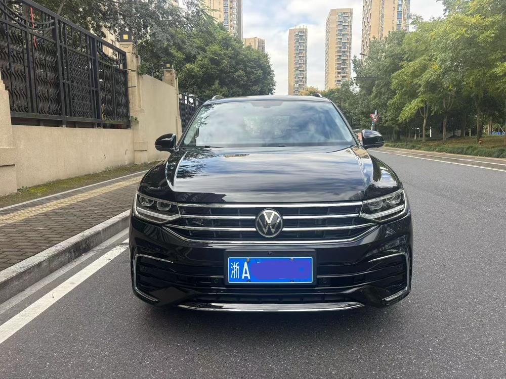 Volkswagen Tiguan L