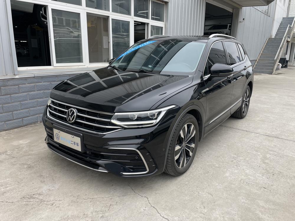 Volkswagen Tiguan L
