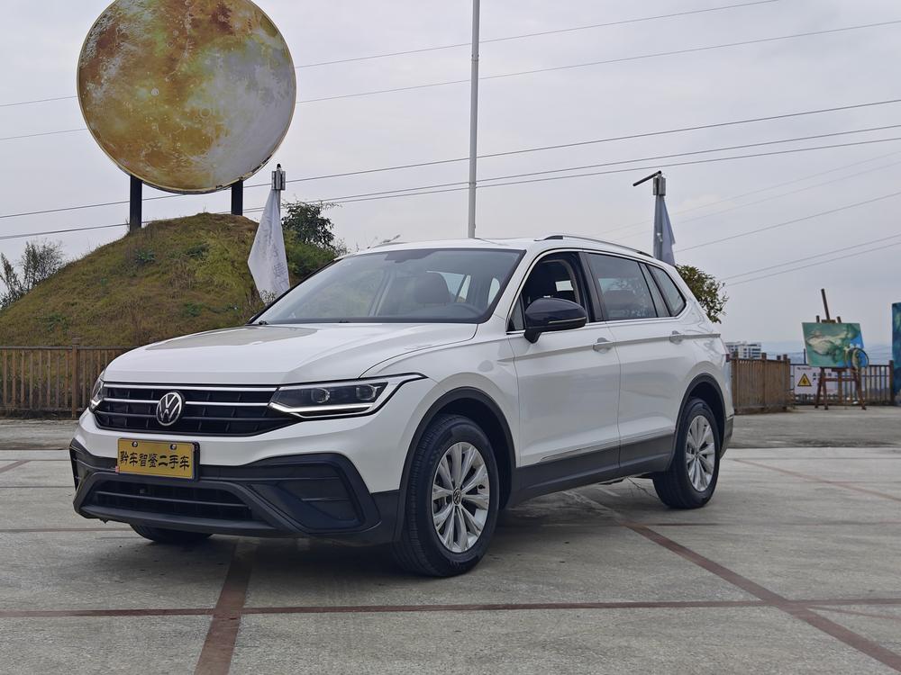 Volkswagen Tiguan L