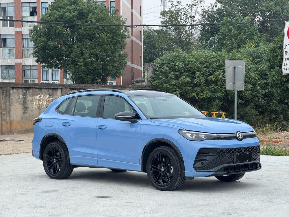 Volkswagen Tiguan L