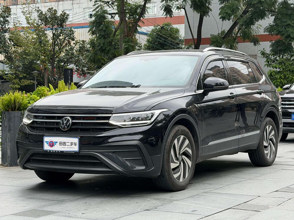 Volkswagen Tiguan L