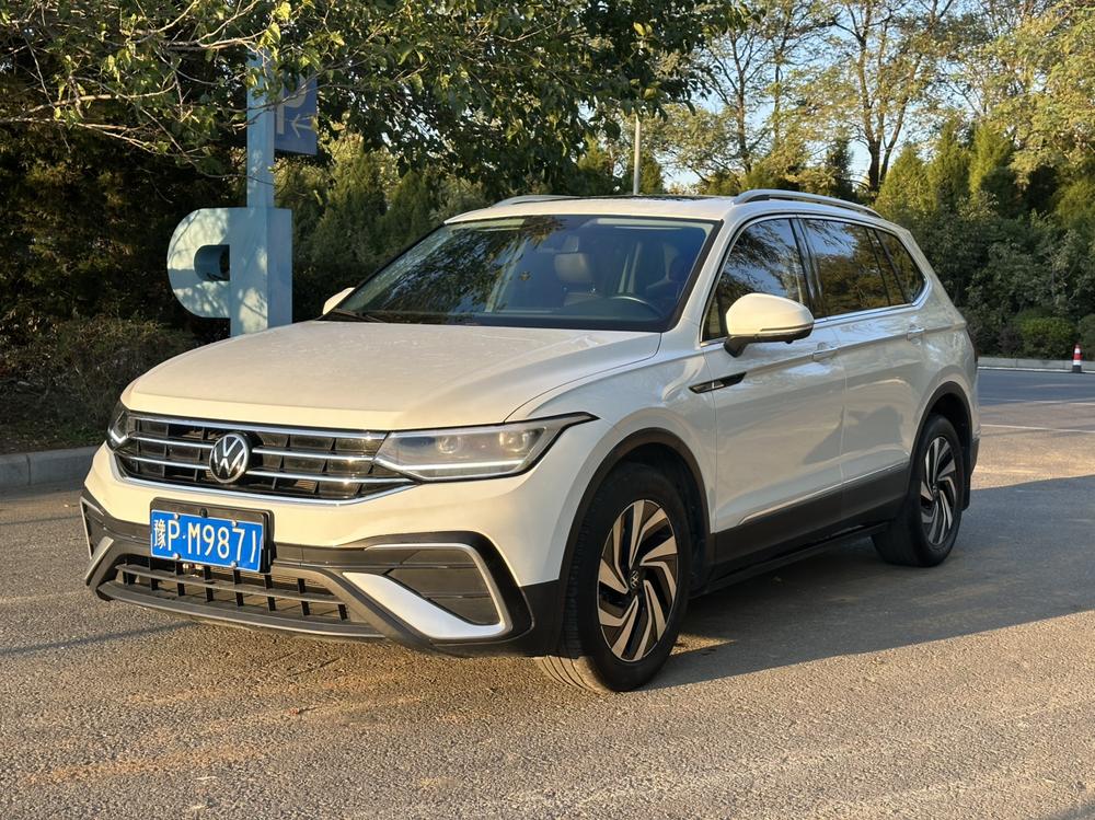 Volkswagen Tiguan L