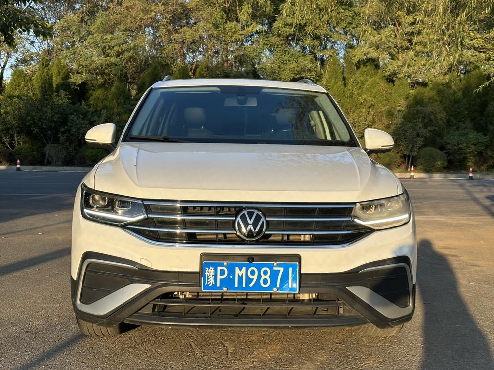 Volkswagen Tiguan L