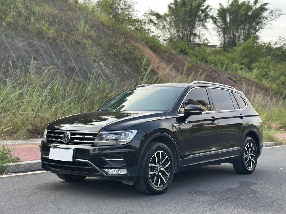 Volkswagen Tiguan L