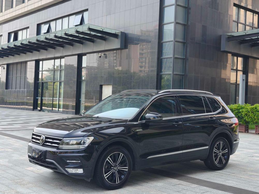 Volkswagen Tiguan L