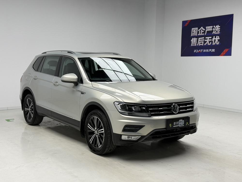 Volkswagen Tiguan L