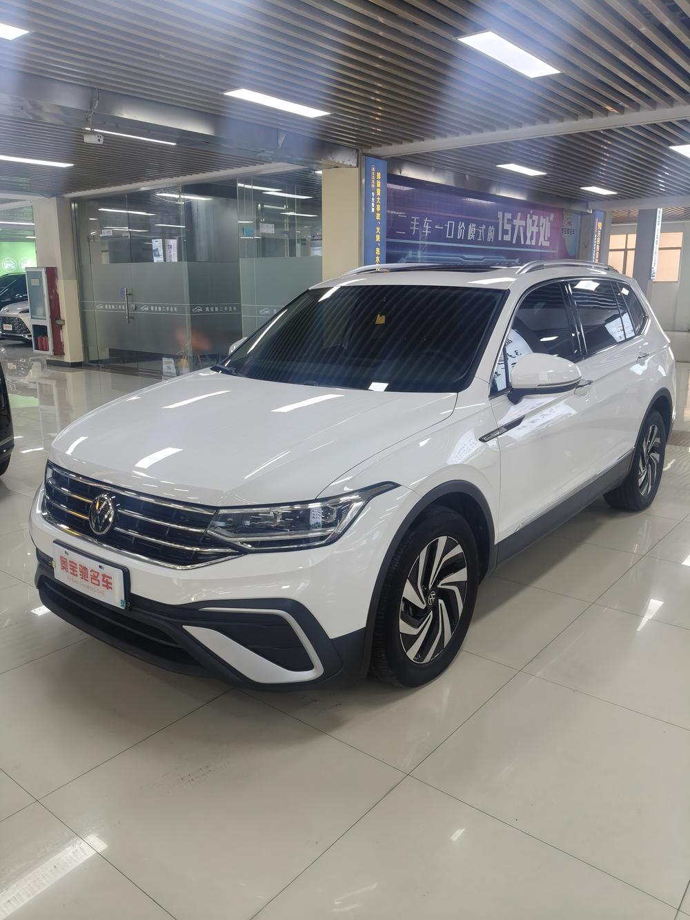 Volkswagen Tiguan L