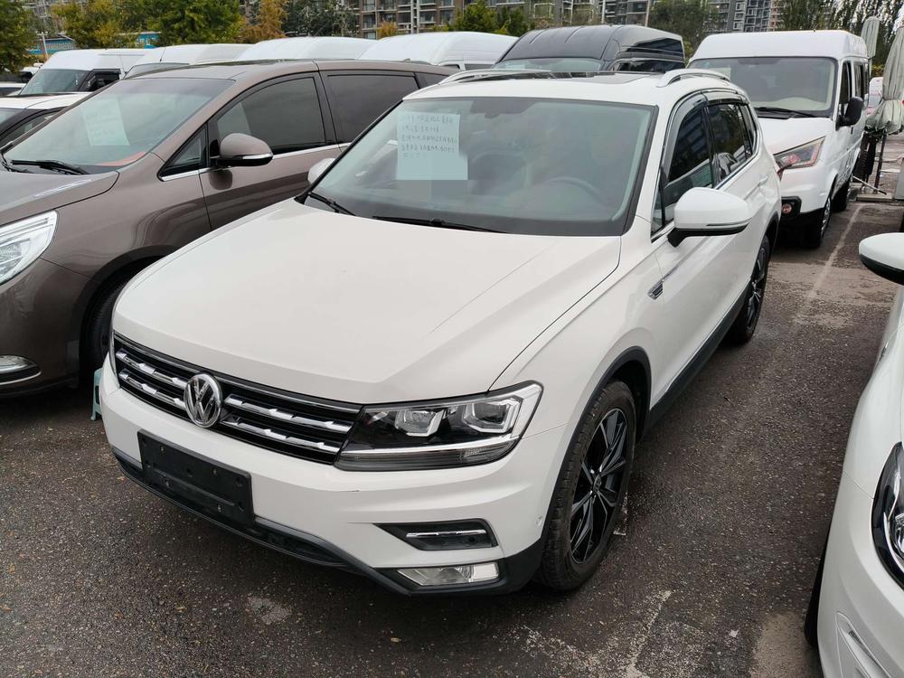 Volkswagen Tiguan L