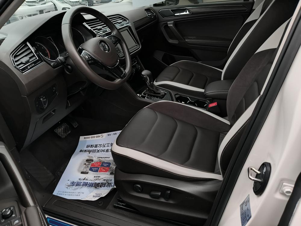 Volkswagen Tiguan L