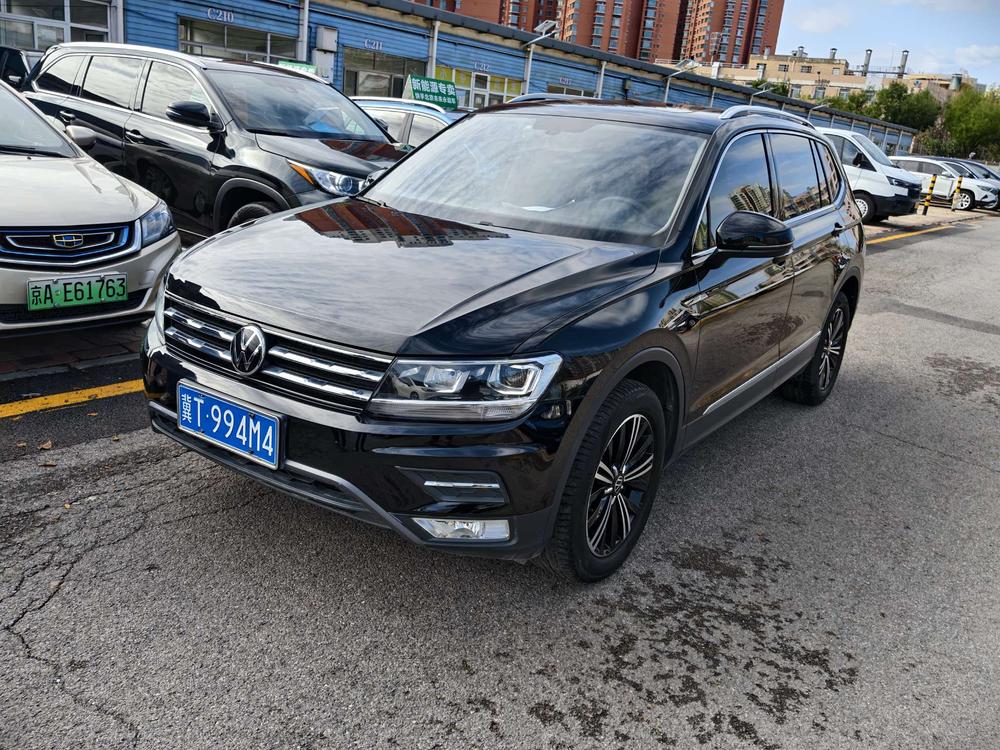 Volkswagen Tiguan L