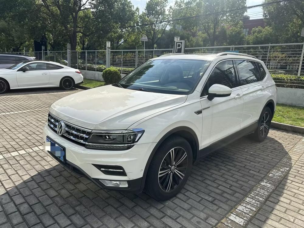 Volkswagen Tiguan L