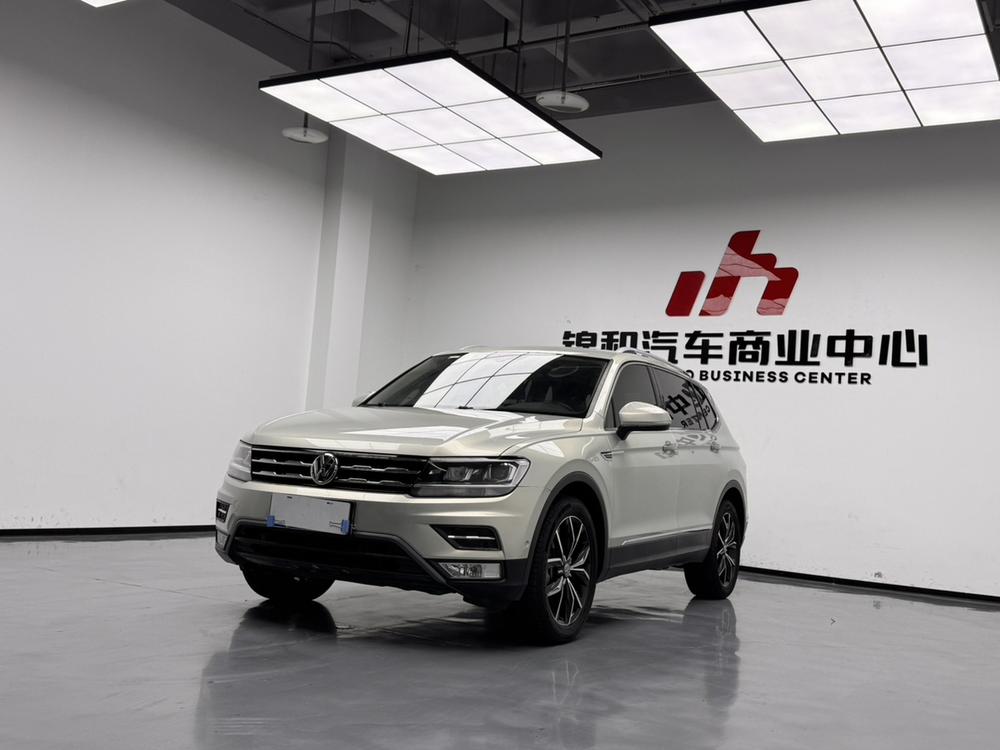Volkswagen Tiguan L
