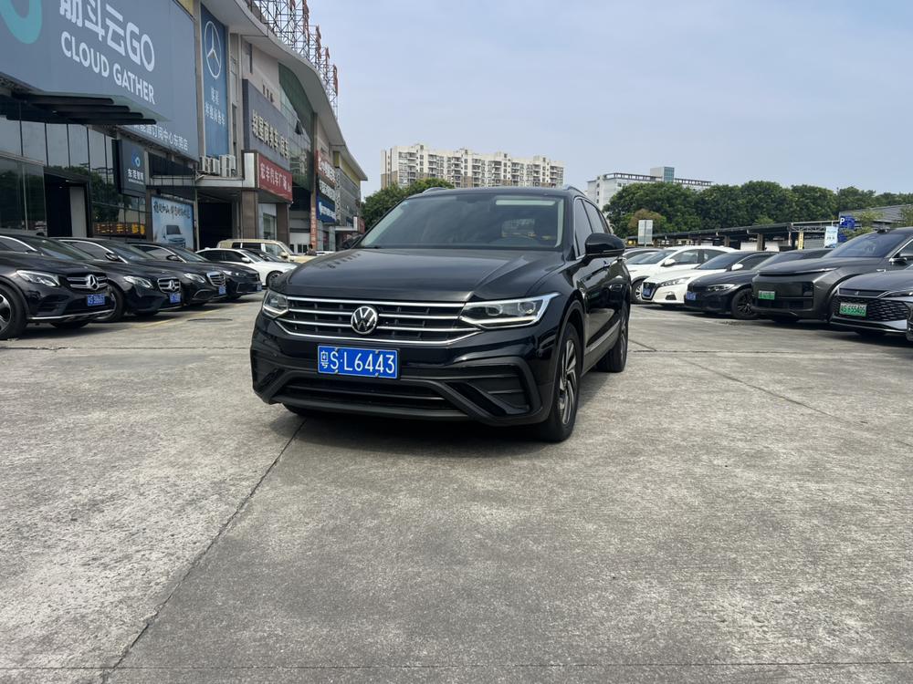 Volkswagen Tiguan L