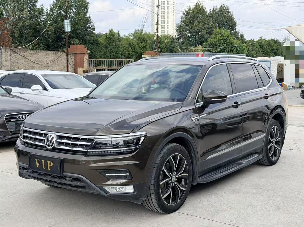 Volkswagen Tiguan L