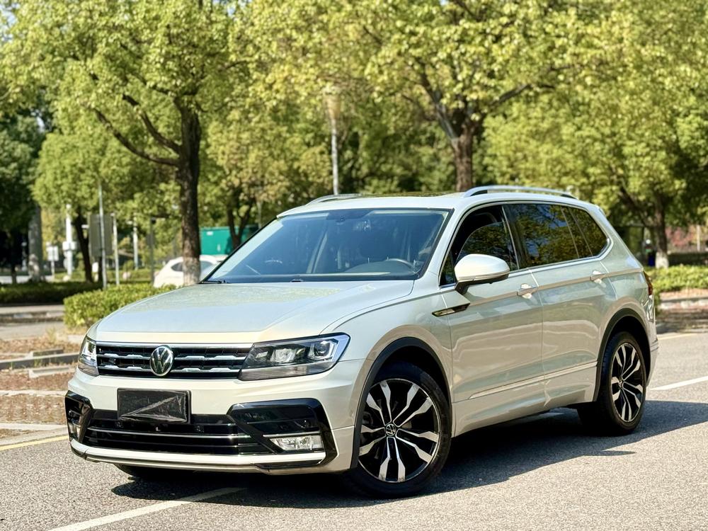 Volkswagen Tiguan L