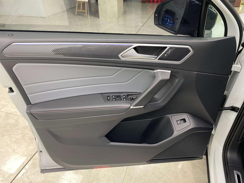 Volkswagen Tiguan X