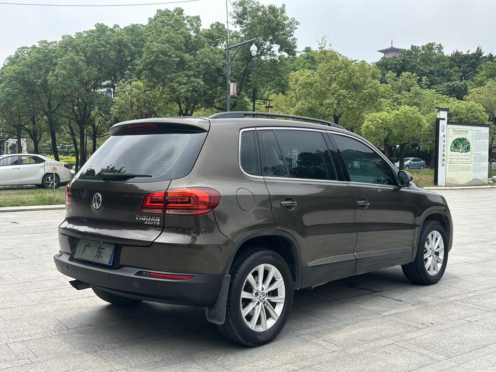 Volkswagen Tiguan