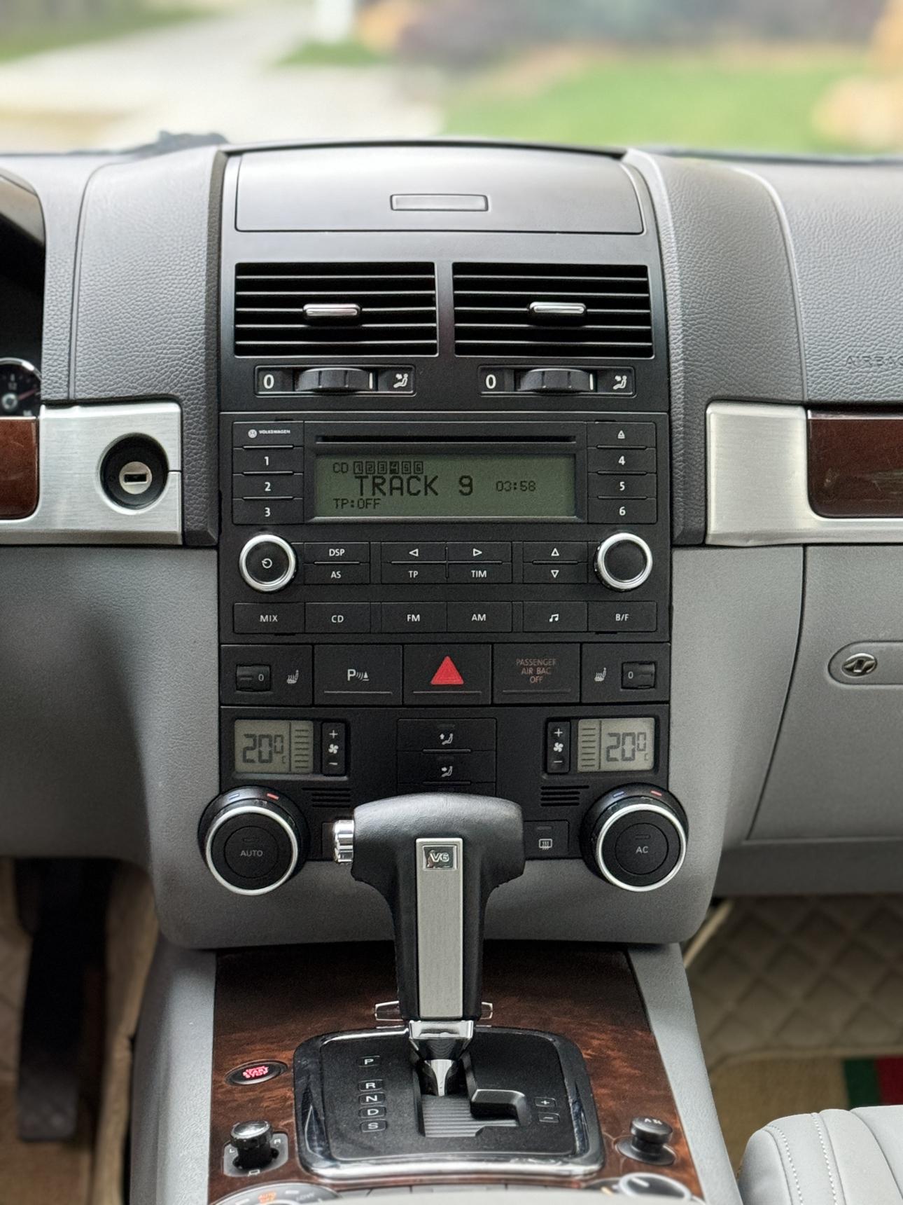 Volkswagen Touareg