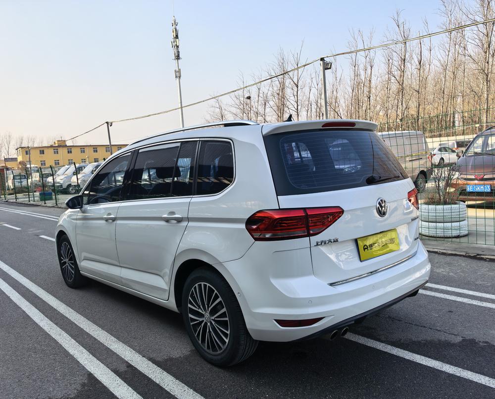 Volkswagen Touran L