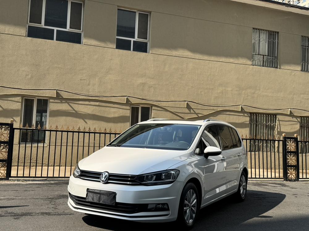 Volkswagen Touran L