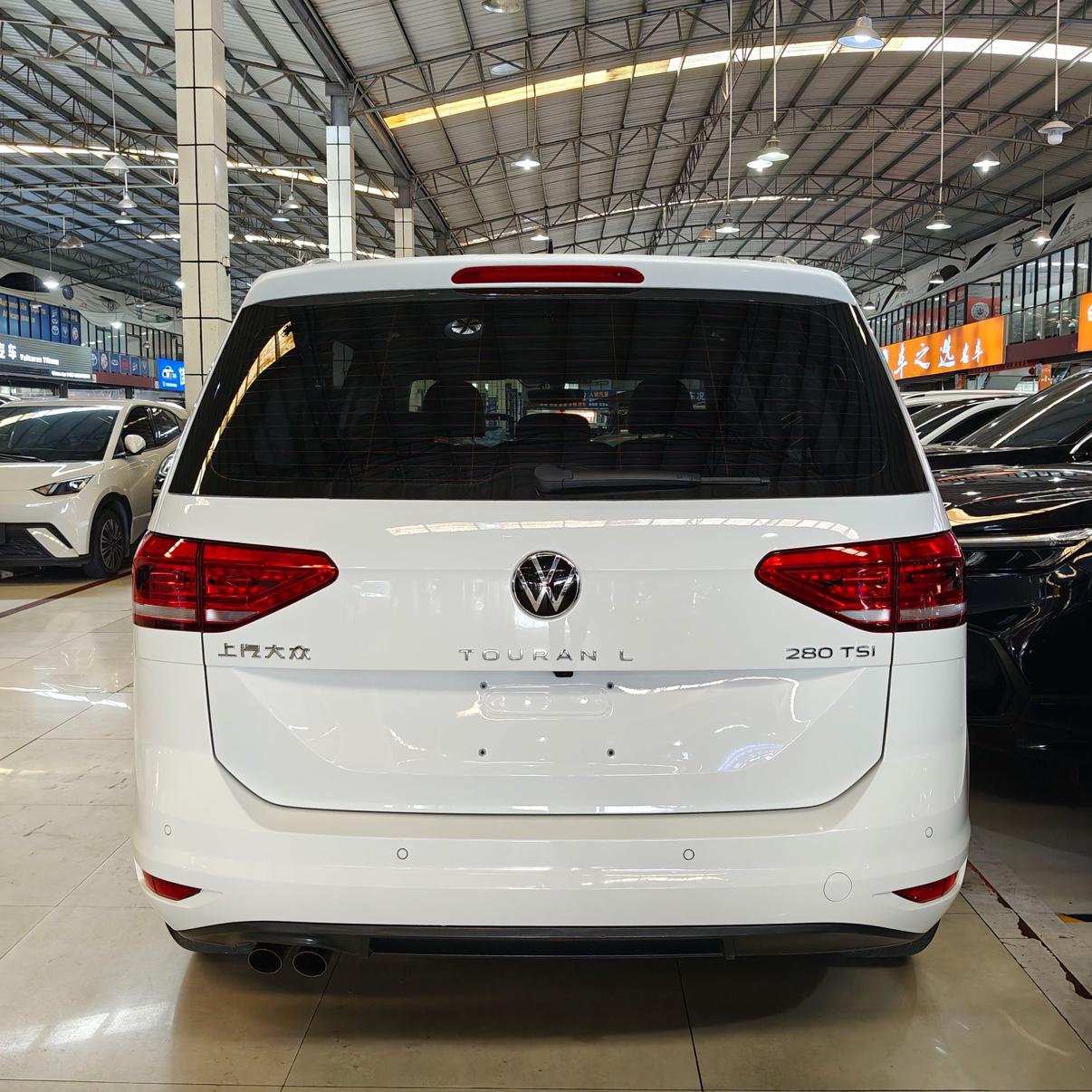 Volkswagen Touran L