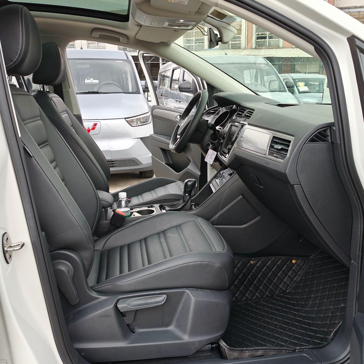 Volkswagen Touran L