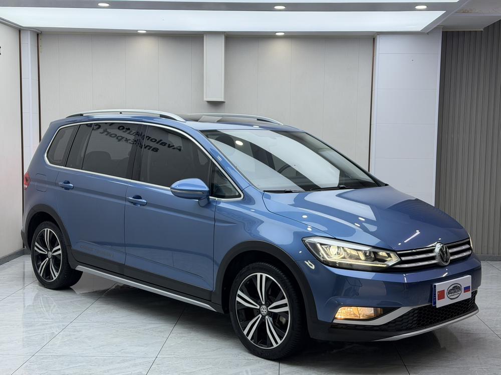 Volkswagen Touran L