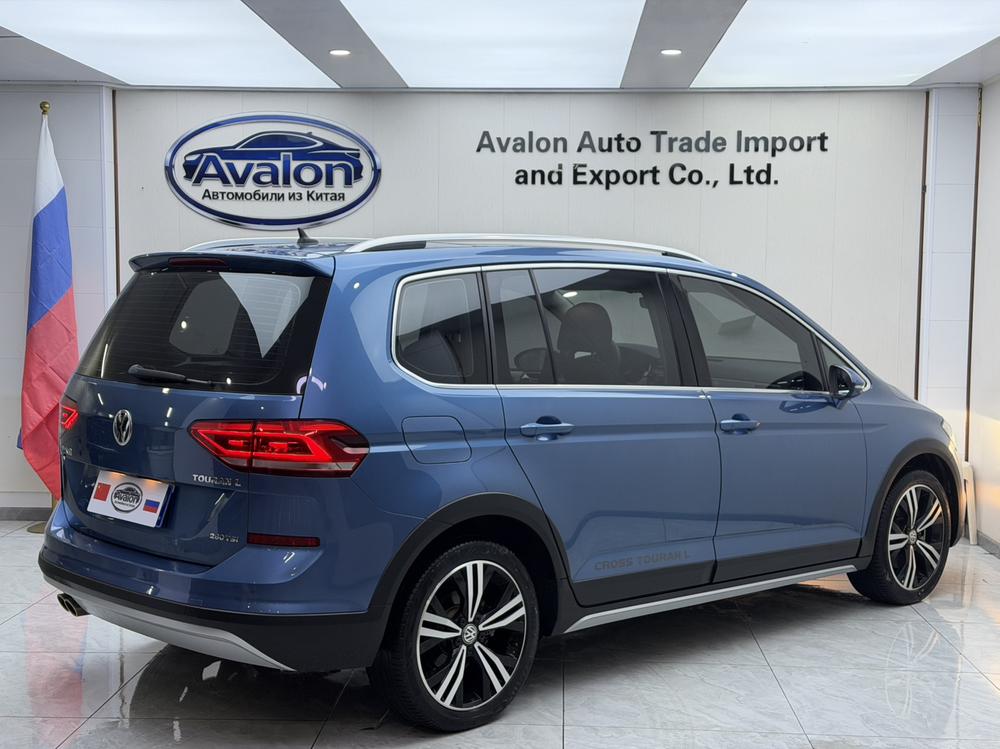 Volkswagen Touran L