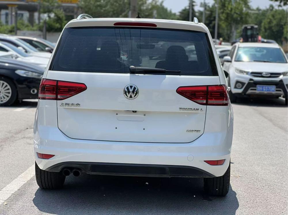 Volkswagen Touran L