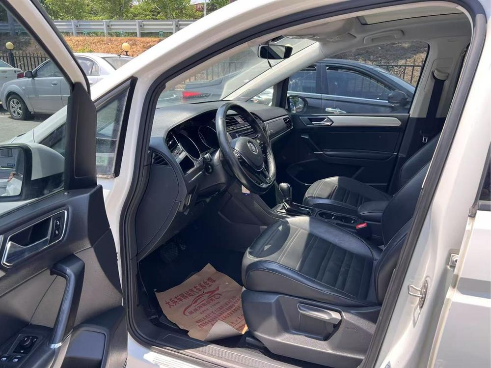 Volkswagen Touran L