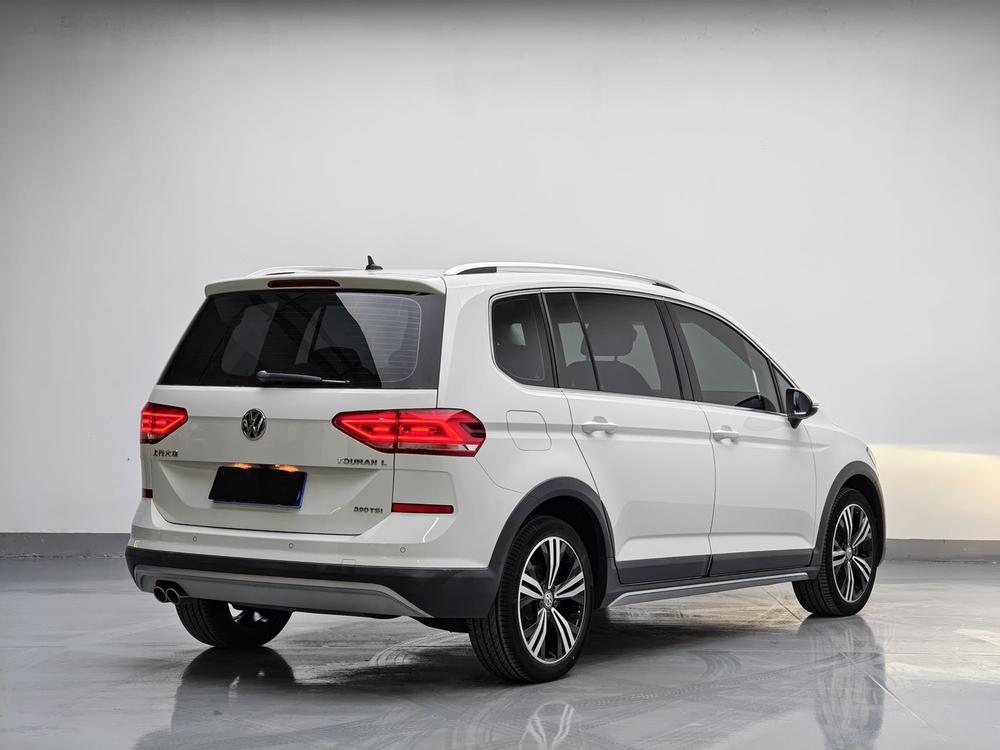 Volkswagen Touran L