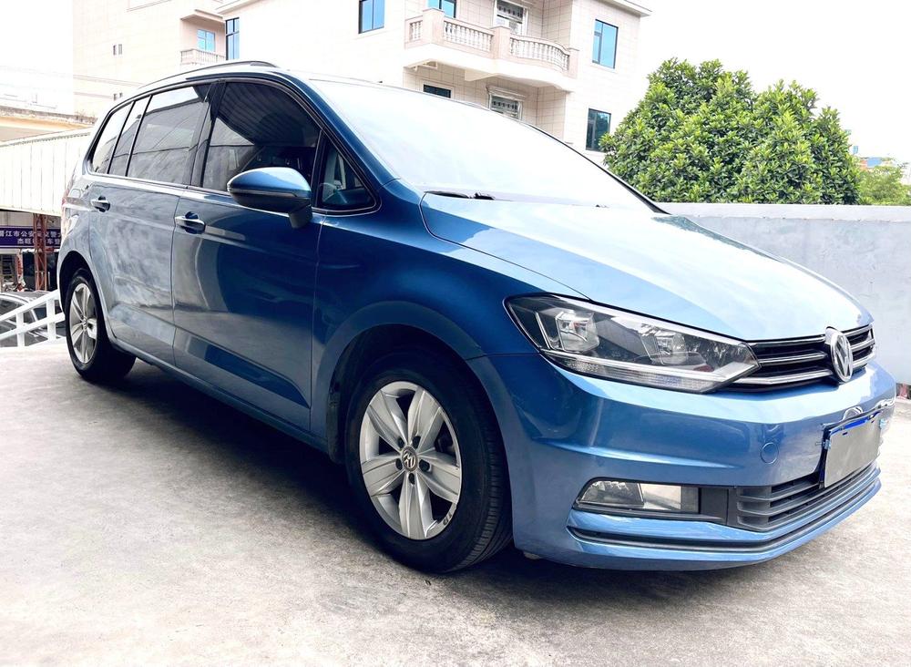 Volkswagen Touran L